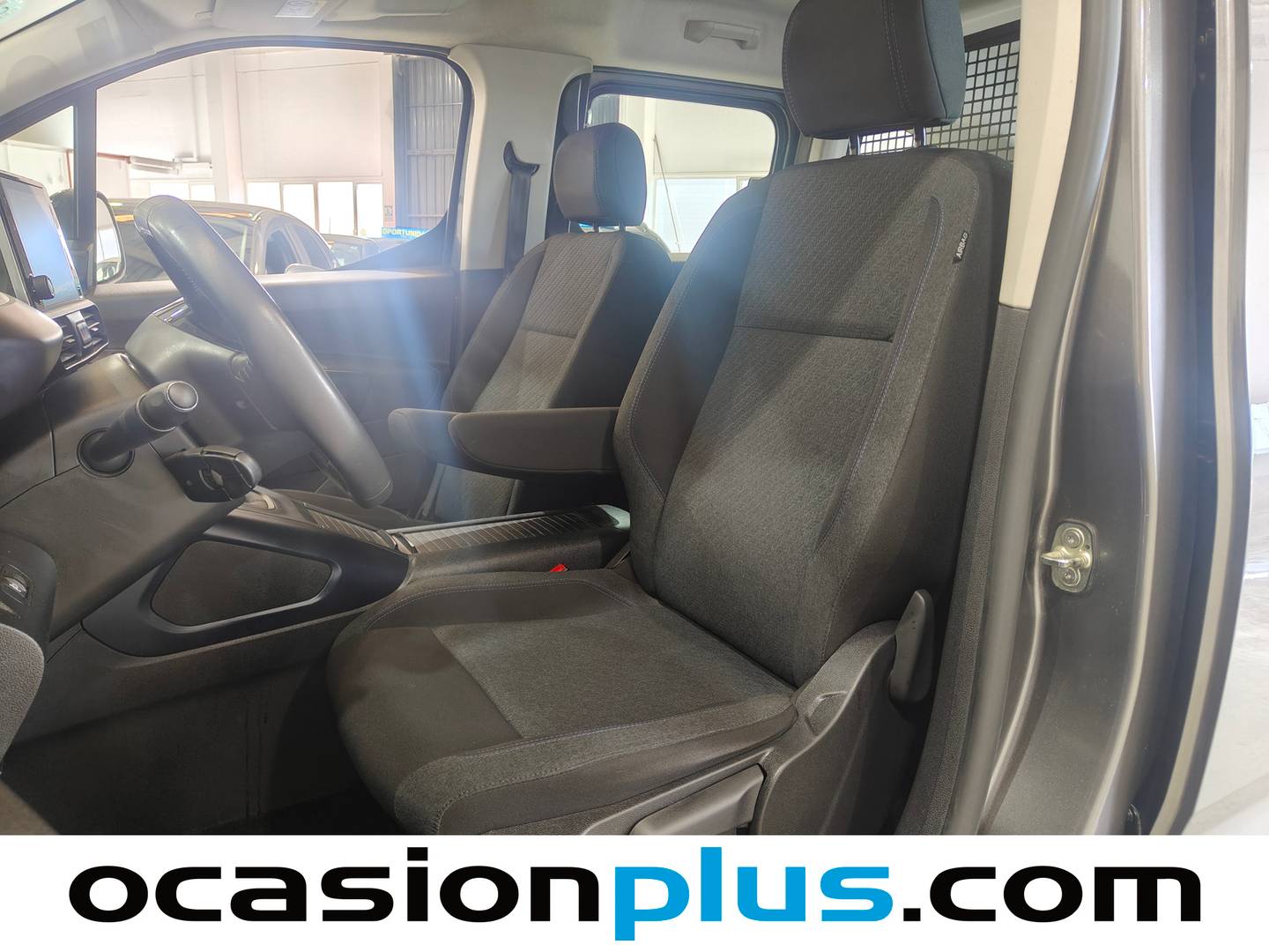 Foto asientos delanteros Peugeot Rifter Peugeot Rifter BlueHDi 130 S&S Allure Business Standard (130 CV)