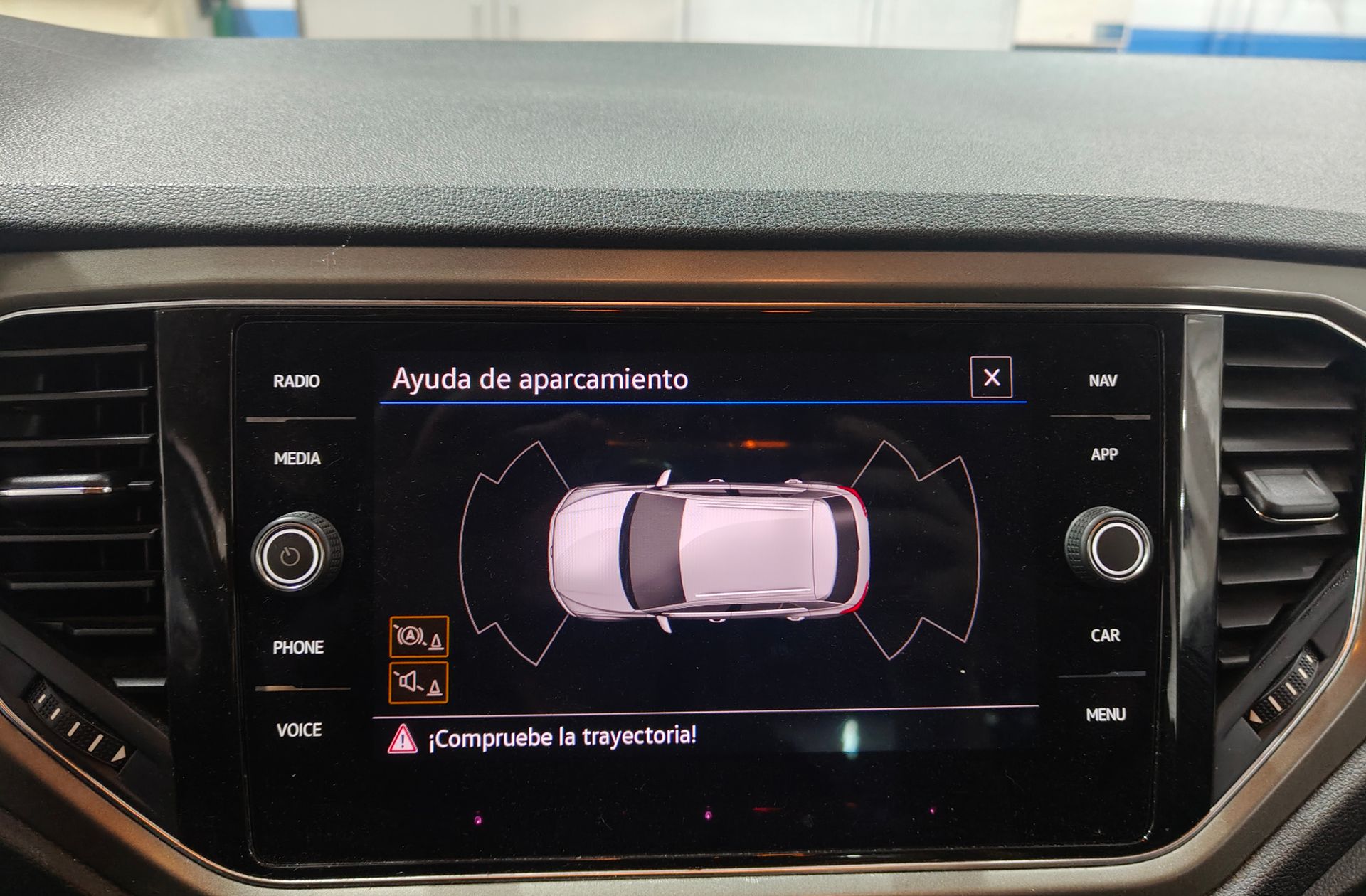 Volkswagen T-Roc Advance 1.0 TSI - foto 8