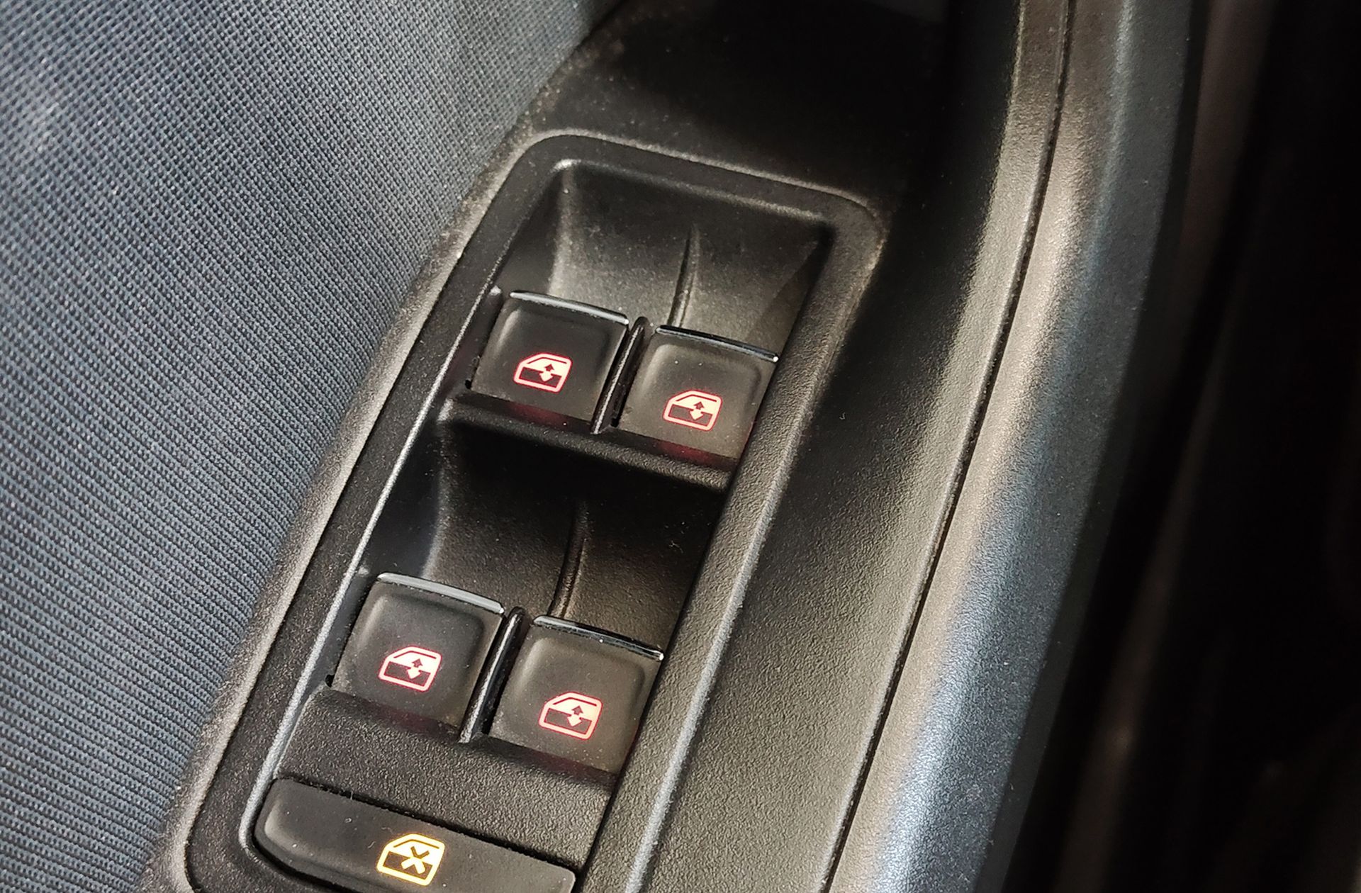 SEAT Ateca 1.6 TDI Ecomotive Style Plus - foto 33