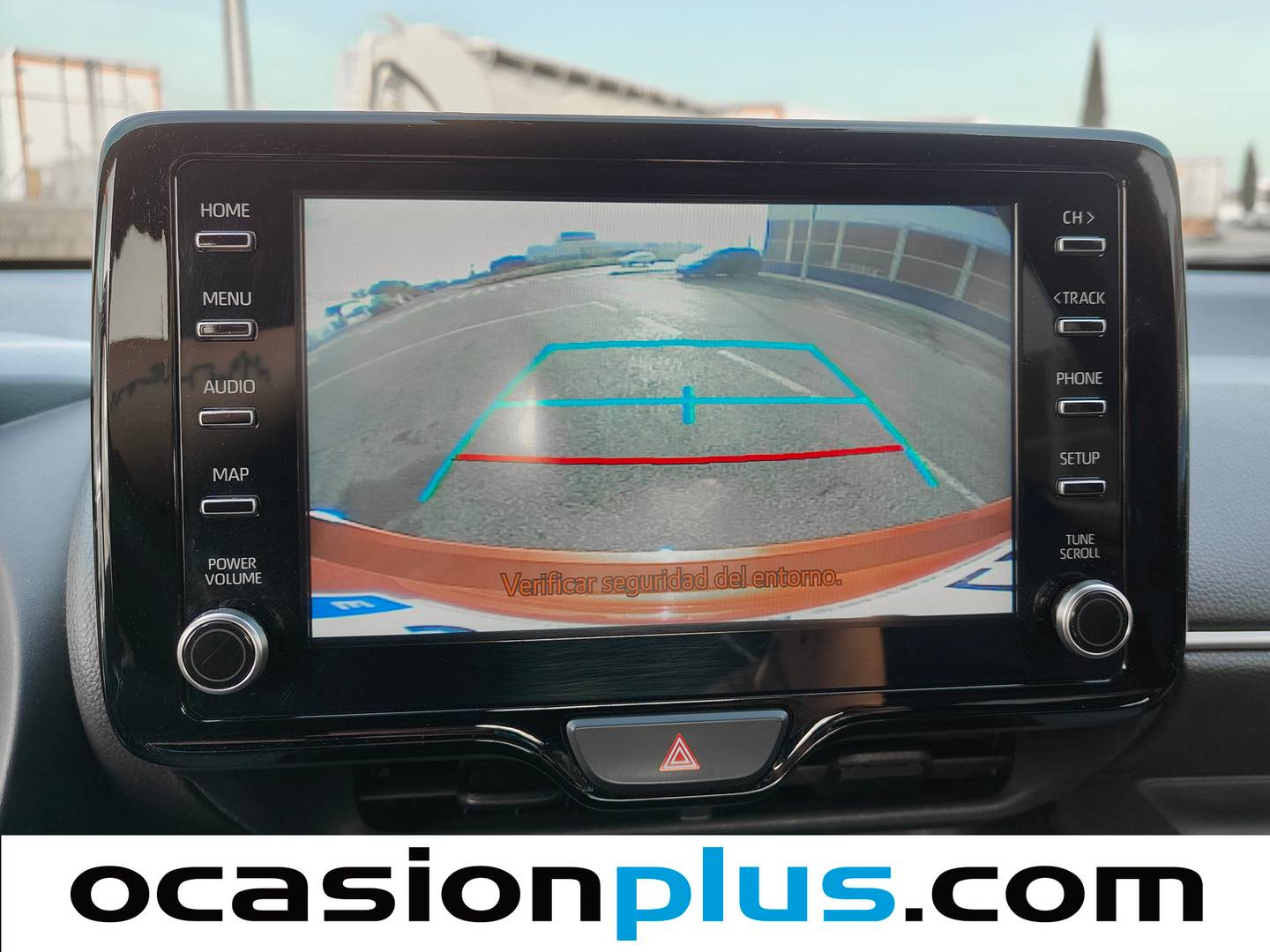 Equipamiento del Toyota Yaris Toyota Yaris 1.5 120H Style Plus  (116 CV)