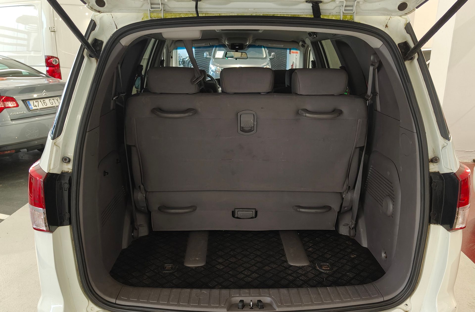 SsangYong Rodius 2.0 e-Xdi Premium 7 plazas - foto 15