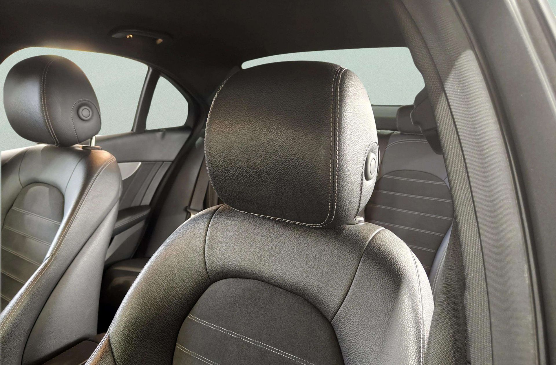 Mercedes-Benz Clase C 200 d Pack AMG - foto 7