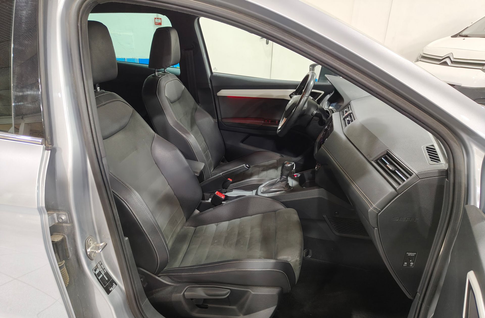 SEAT Ibiza 1.0 TSI Xcellence Go2 DSG - foto 19