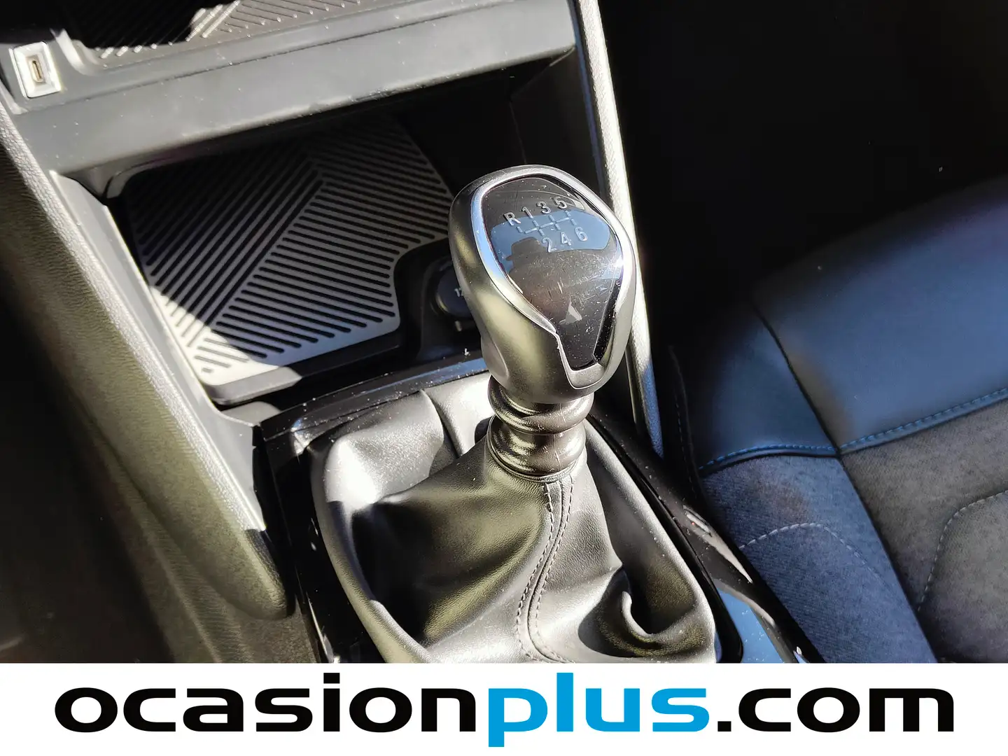 Foto Citroën C4 Citroen C4 PureTech 130 S&S 6v Feel Pack  (130 CV)