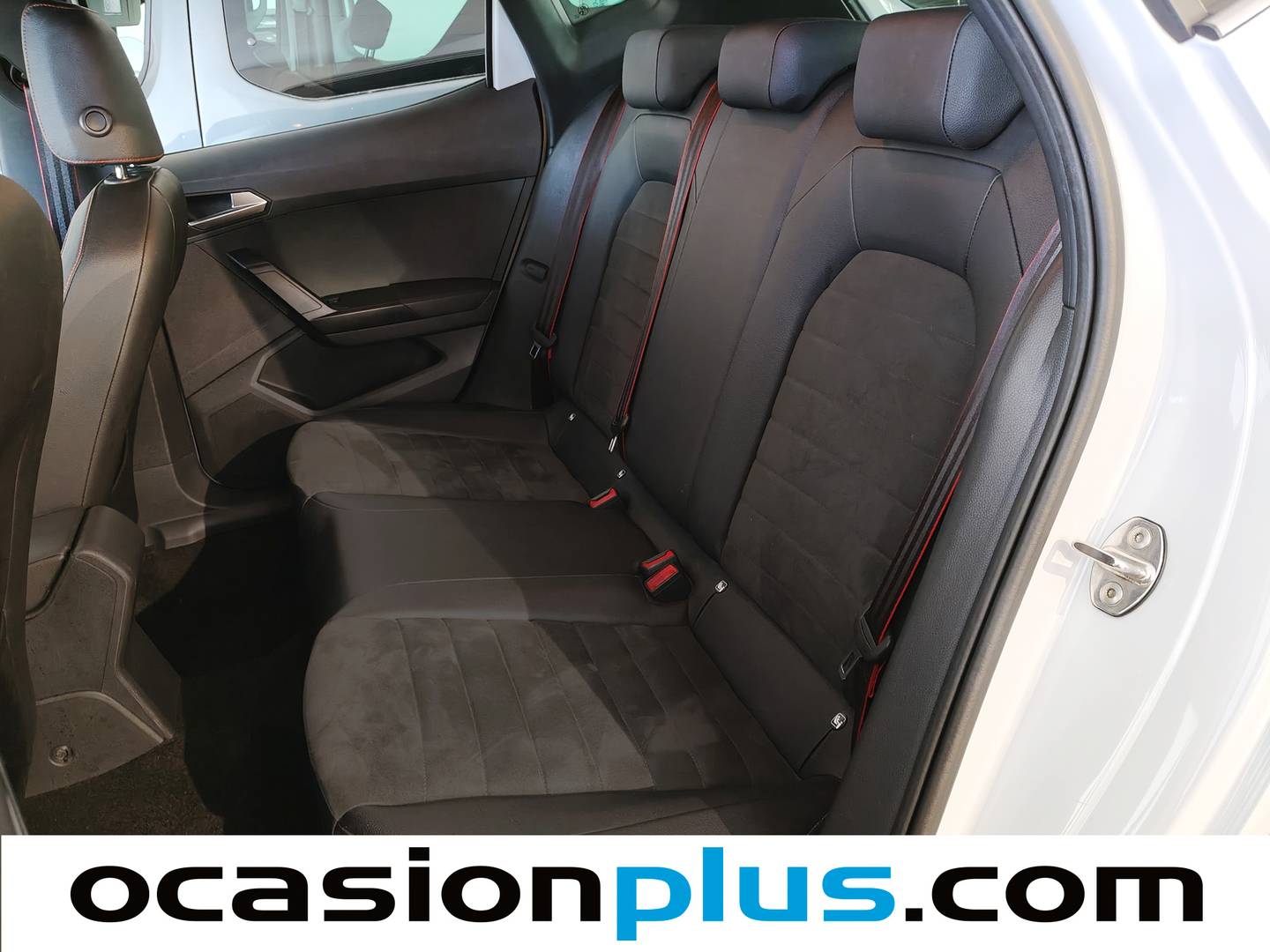 Foto asientos traseros Seat Arona Seat Arona 1.5 TSI S&S FR XL DSG (150 CV)