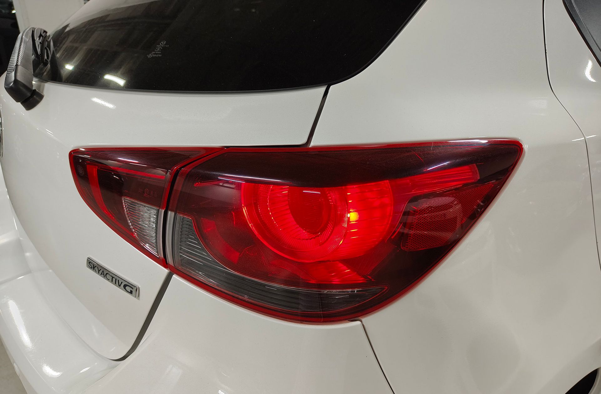 Mazda Mazda2 1.5 GE Black Tech Edition - foto 16