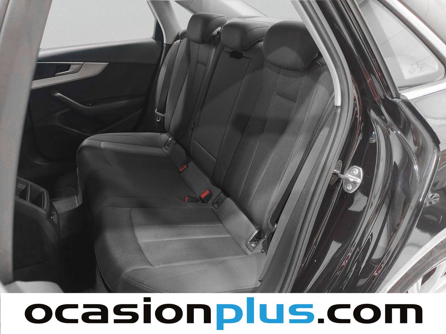 Foto asientos traseros Audi A4 Audi A4 Advanced edition 2.0 TDI (150 CV)