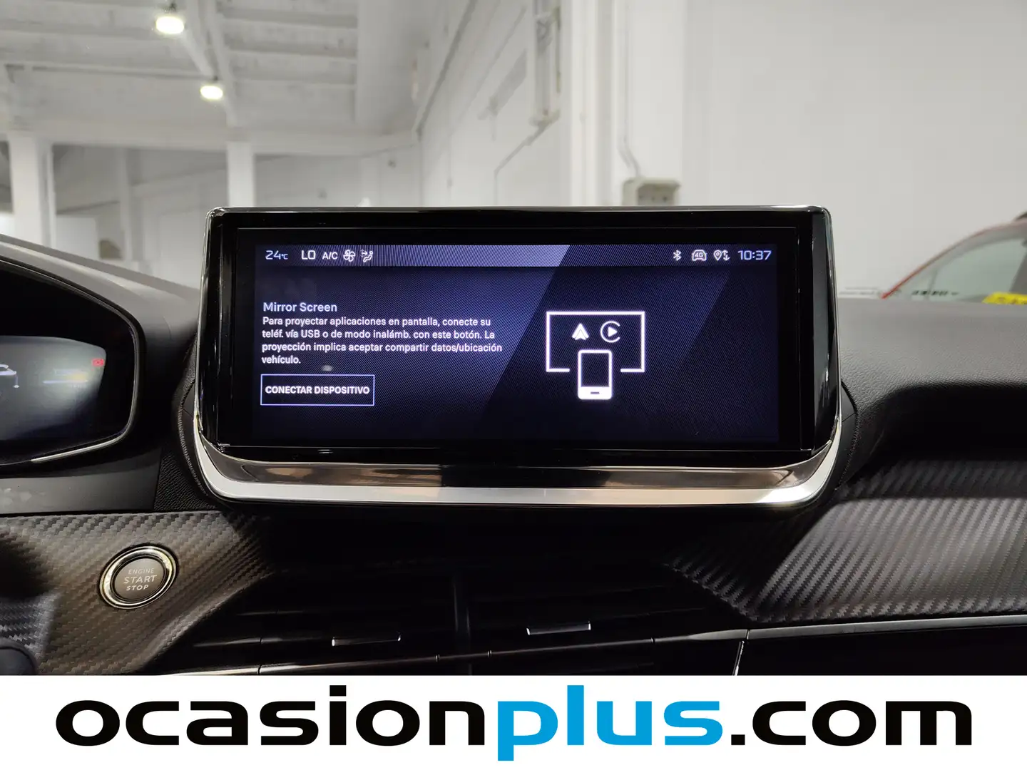 Foto Peugeot 2008 Peugeot 2008 Allure Hybrid eDCS6 (136 CV)