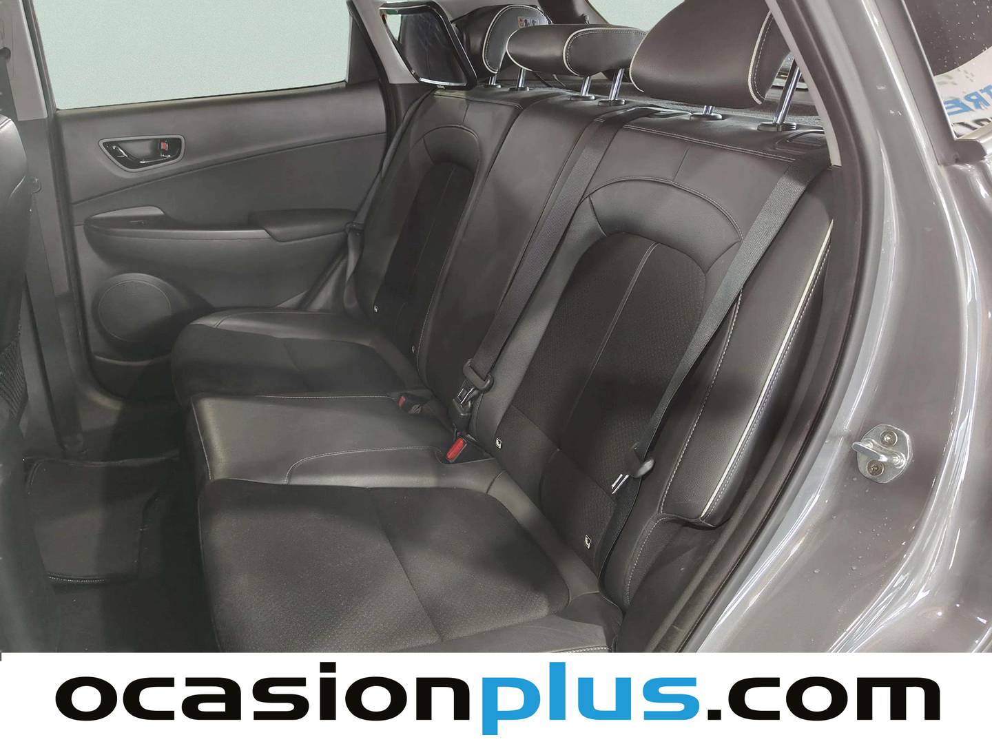 Foto asientos traseros Hyundai Kona Hyundai Kona 1.6 GDI HEV SLE DCT (141 CV)