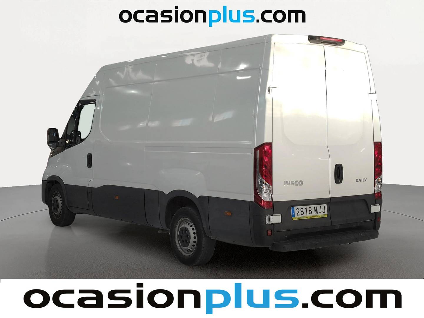 Foto trasera Iveco Daily Iveco Daily Furgon 35S 16 V 3520L/H2 (156 CV) 3 Plazas izquierda