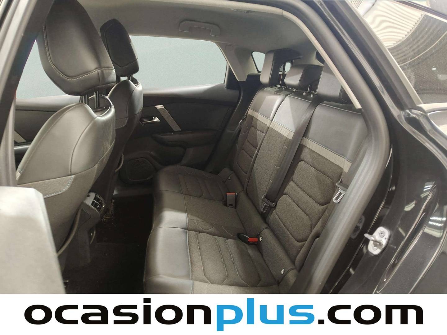 Foto asientos traseros Citroën C4 Citroën C4 PureTech 130 S&S 6v Feel Pack (130 CV)
