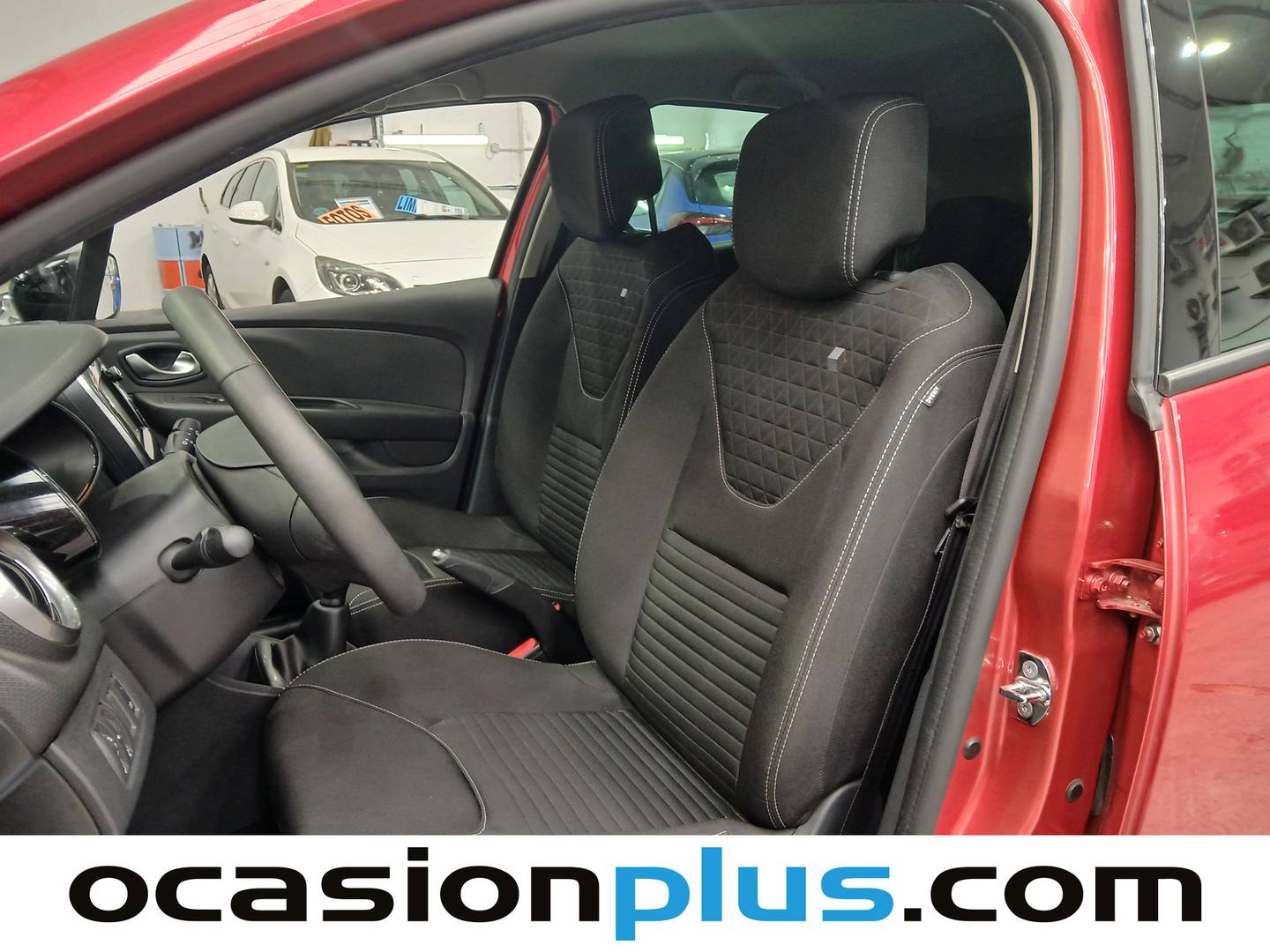 Foto asientos delanteros Renault Clio Renault Clio Limited Energy TCe (90 CV)