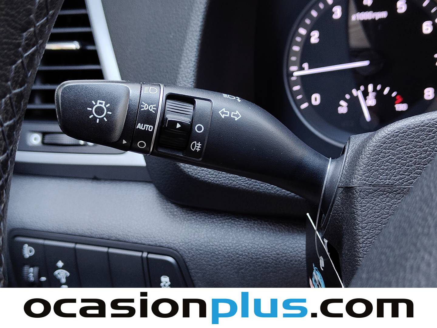 Equipamiento del Hyundai Tucson Hyundai Tucson 1.6 GDI BlueDrive Essence 4x2 (131 CV)