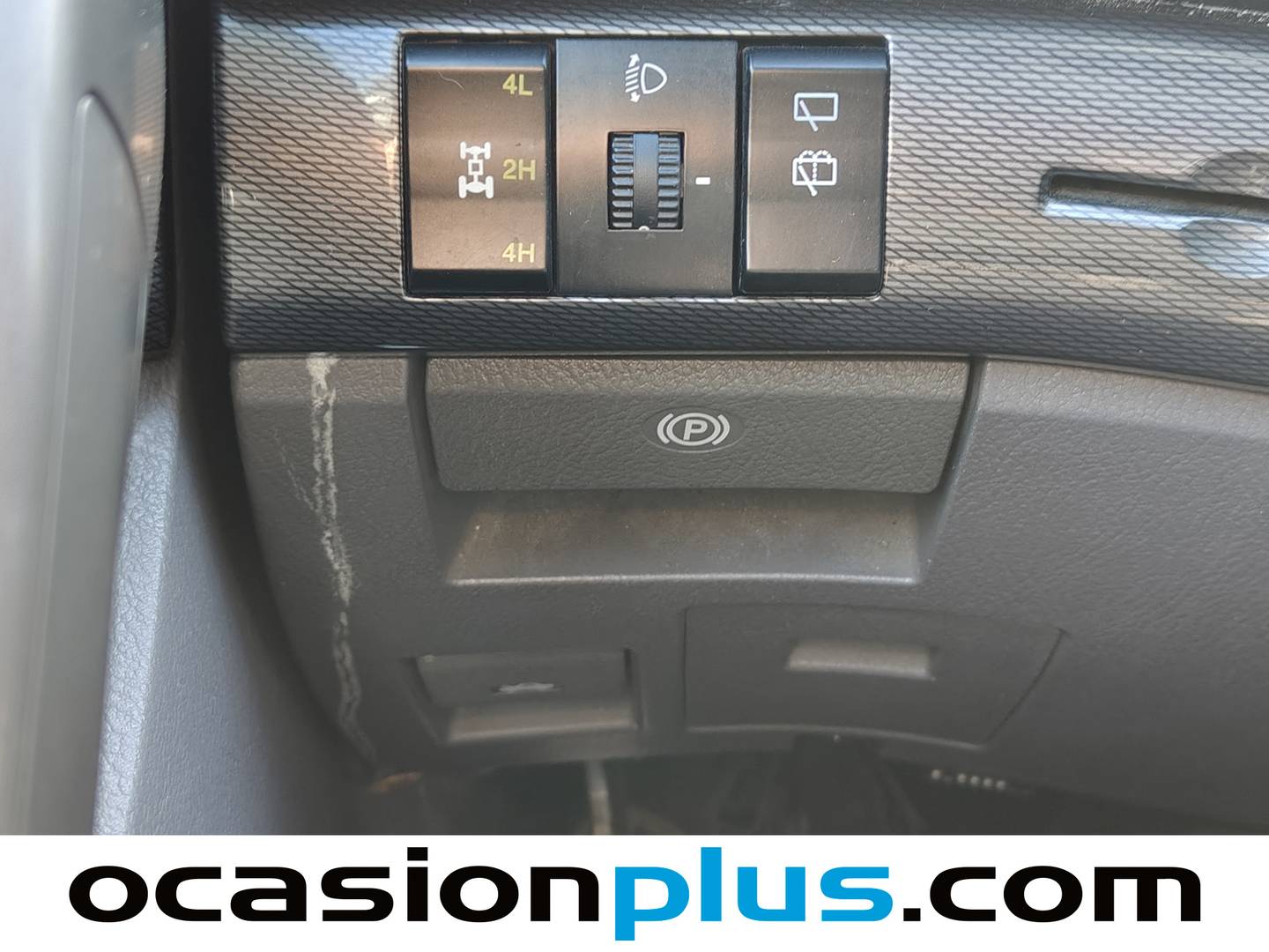 Foto SsangYong Rodius Ssangyong Rodius 2.0 e-Xdi Limited 4x4 Auto (155 CV) 7 Plazas