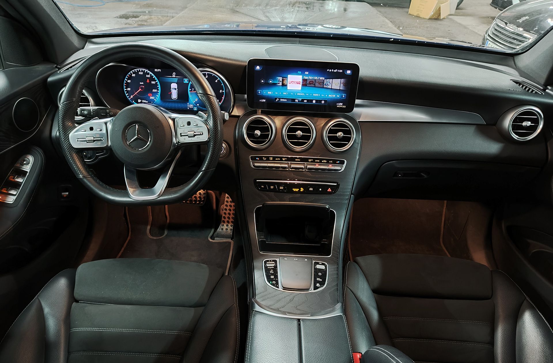 Mercedes-Benz GLC Mercedes GLC 200 d 4Matic Pack AMG - foto 6