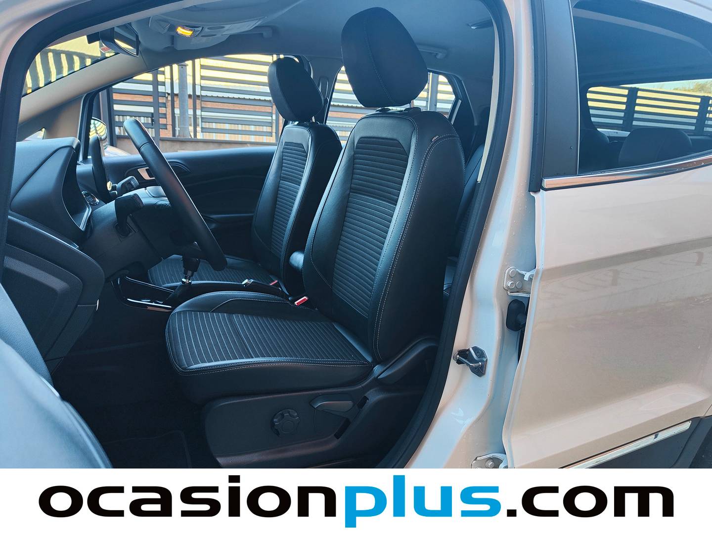Foto asientos delanteros Ford EcoSport Ford EcoSport 1.0T EcoBoost S&S Titanium (125 CV)