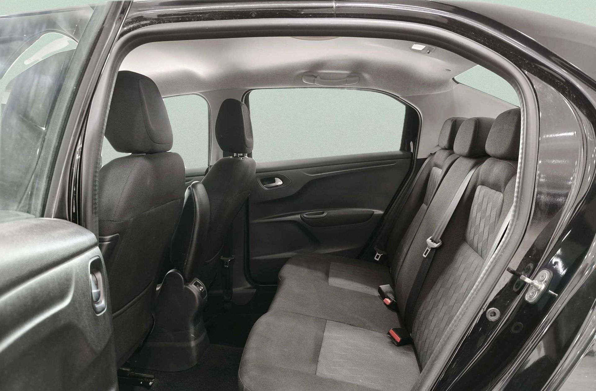 Citroën C-Elysée PureTech 82 Shine - foto 12
