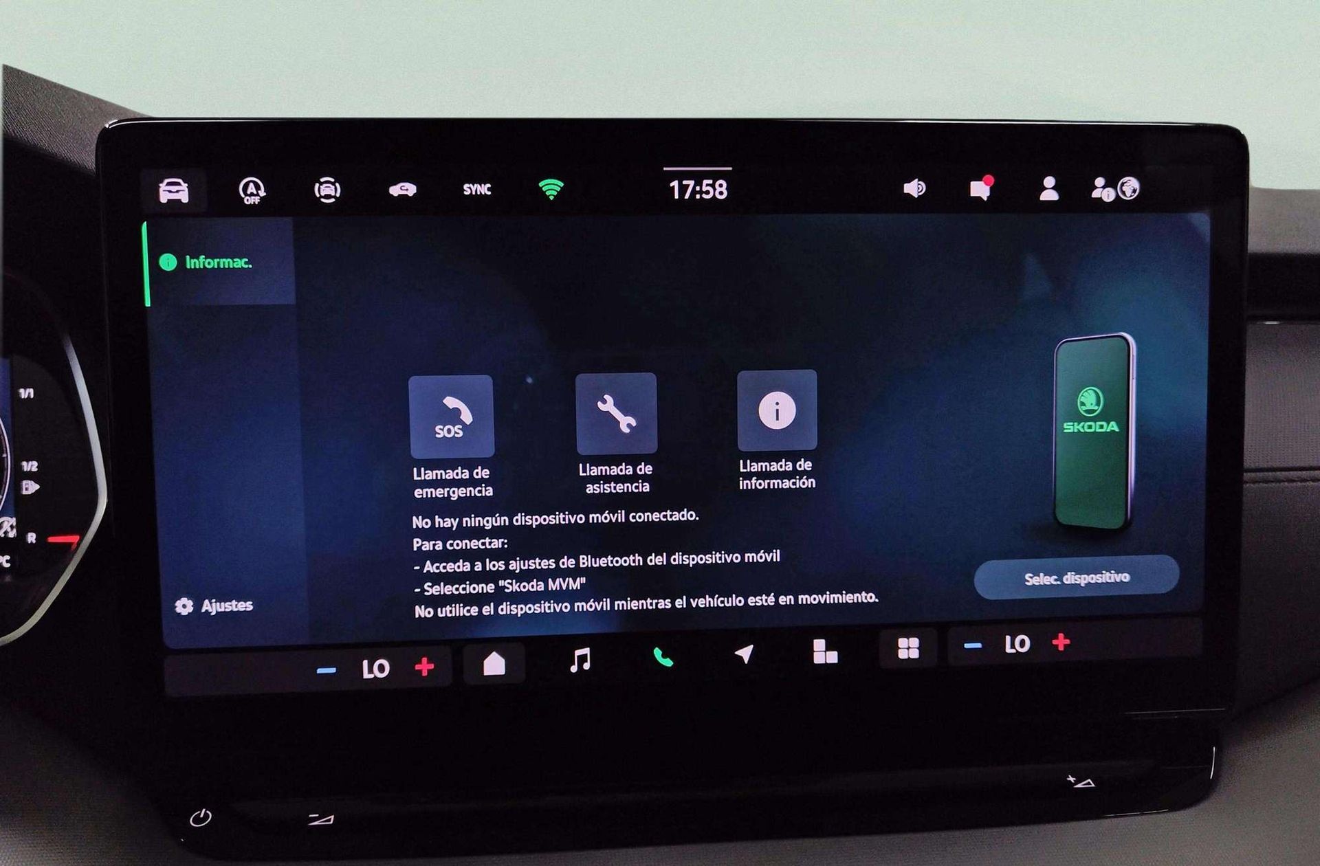 Škoda Octavia Combi 1.5 TSI m-HEV Selection DSG - foto 36