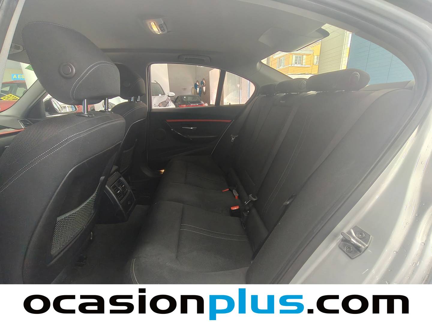 Foto asientos traseros BMW Serie 3 BMW Serie 3 320i (184 CV)