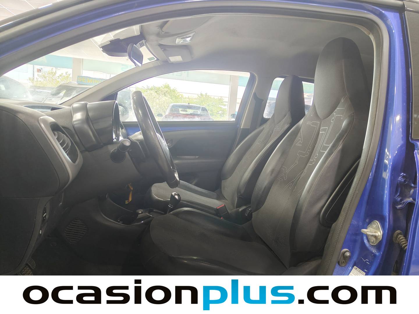 Foto asientos delanteros Toyota Aygo Toyota Aygo 1.0 x-clusiv (72 CV)