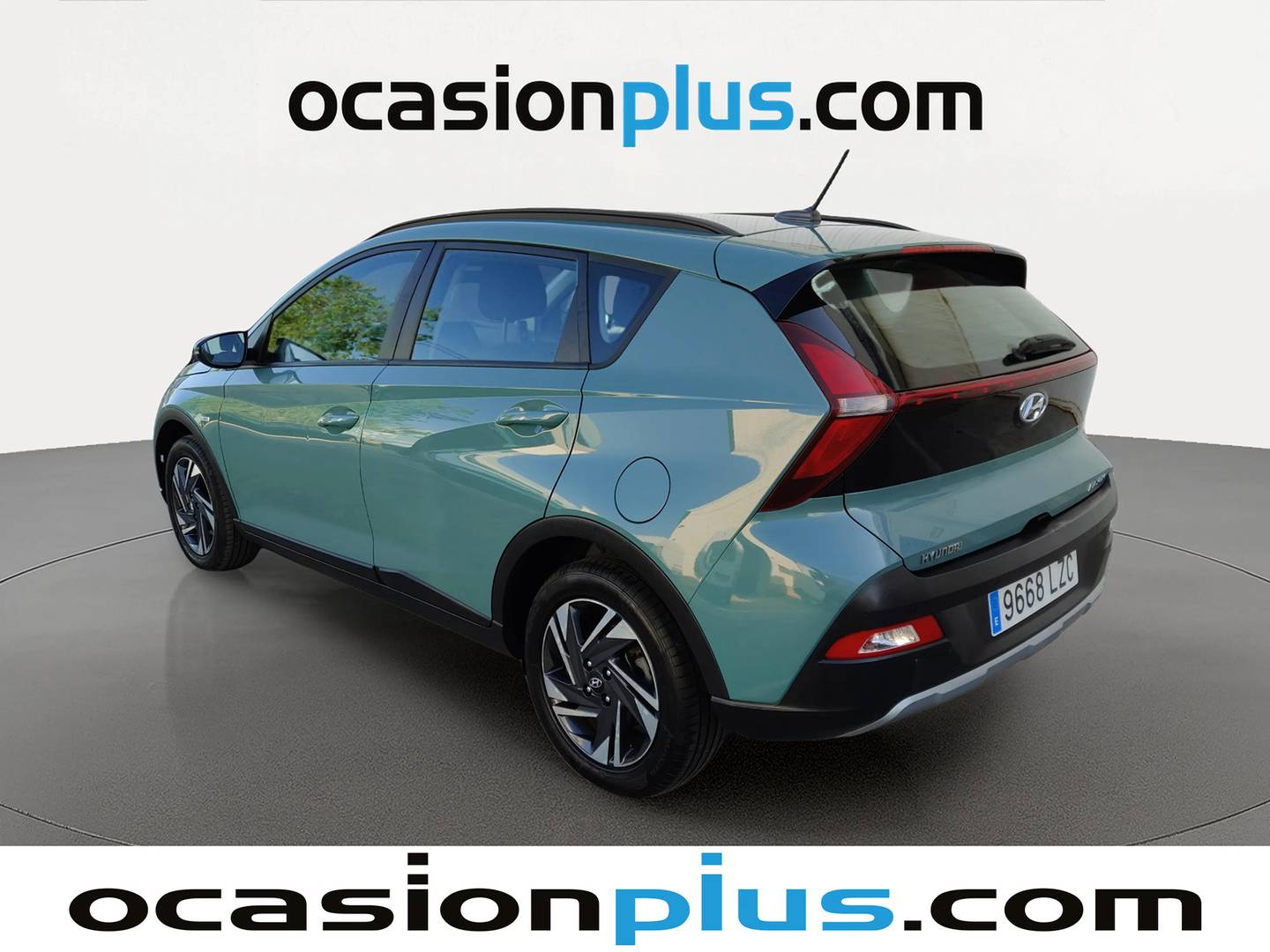 Foto trasera Hyundai Bayon Hyundai Bayon 1.0 TGDI 48V Essence (100 CV) izquierda