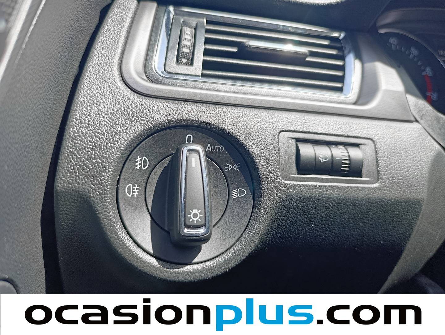 Skoda Rapid Skoda Rapid 1.4 TSI Elegance DSG (125 CV) seminuevo