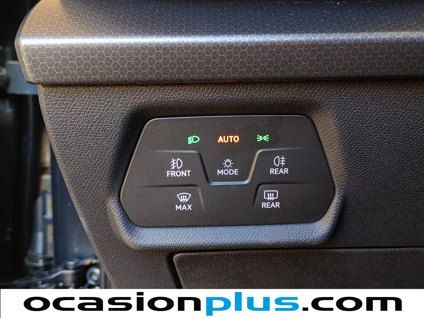 Foto Seat León SEAT León 1.5 TSI S&S Style 25 Aniversario (116 CV)