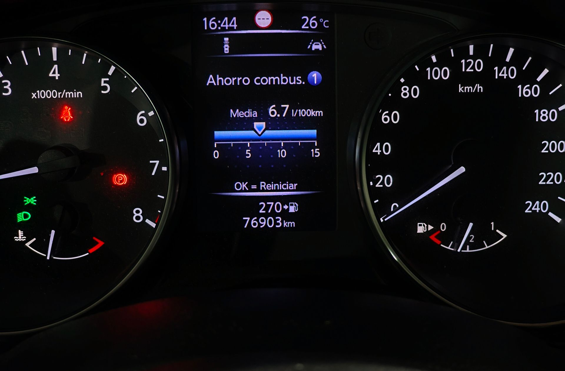 Nissan Qashqai 1.6 DIG-T N-Connecta 4x2 - foto 10