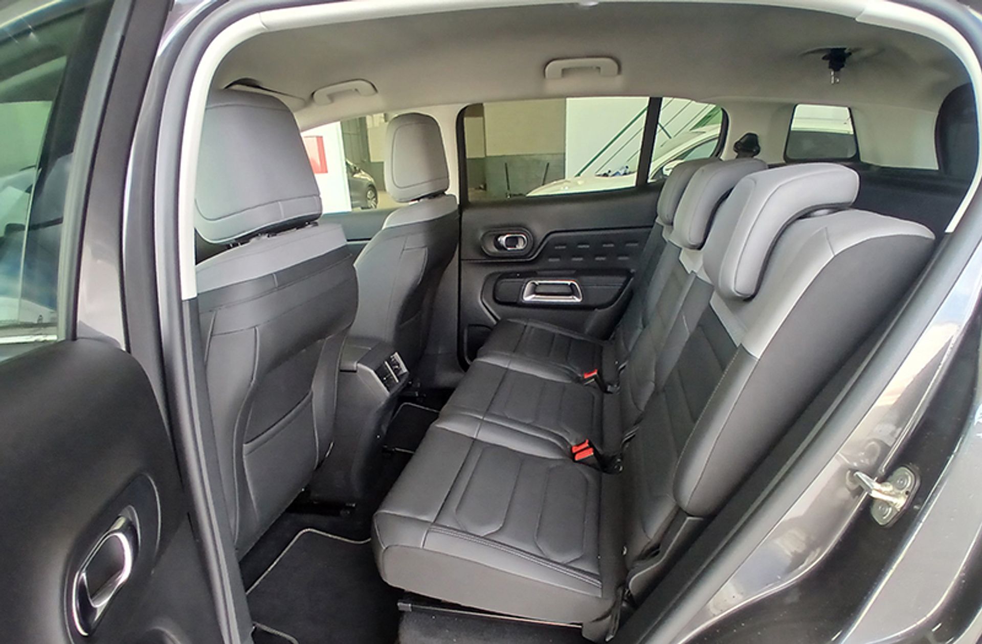 Citroën C5 Aircross PureTech 130 Shine Pack EAT8 - foto 12
