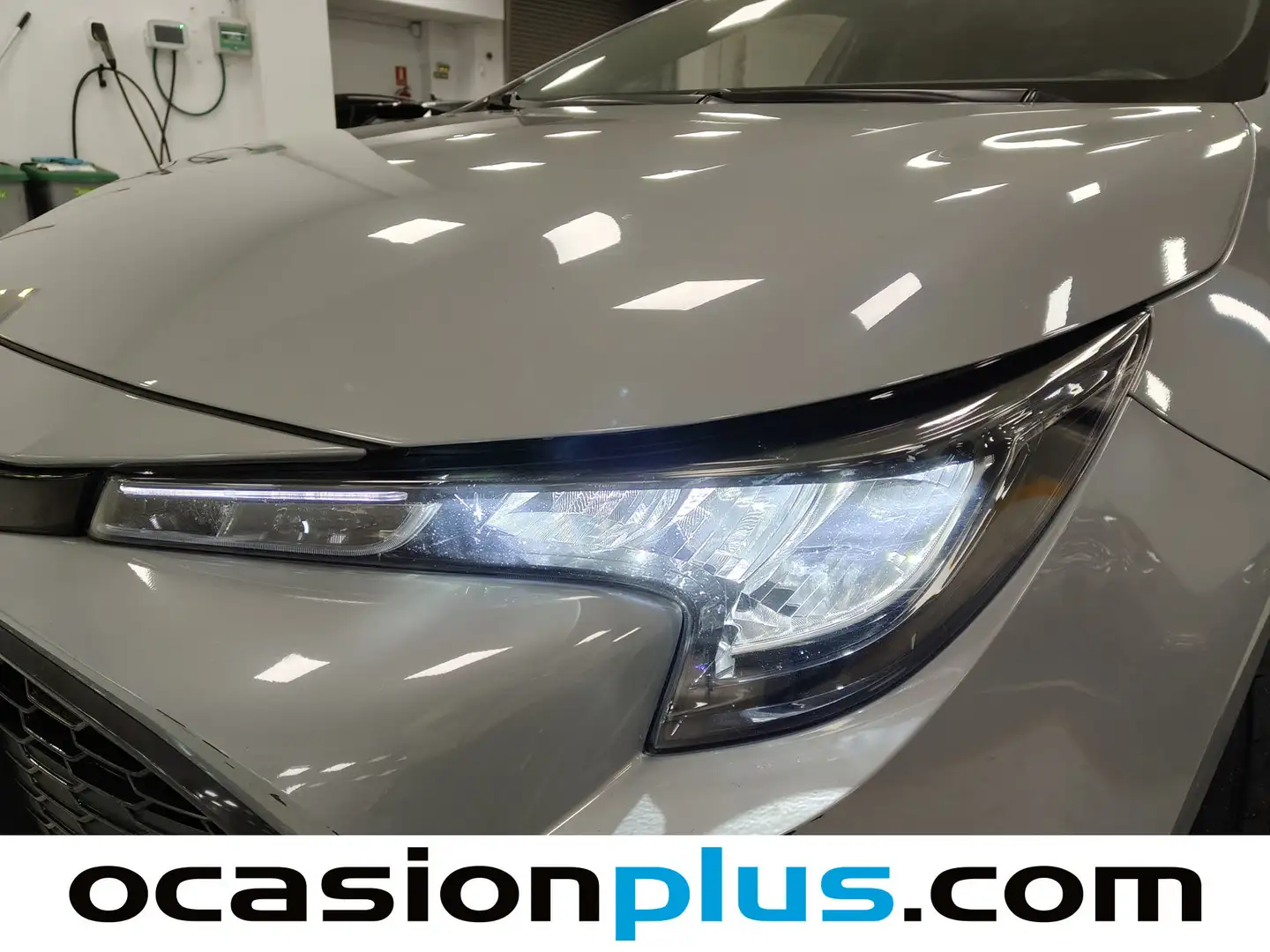 Foto Toyota Corolla Toyota Corolla Touring Sport 125H Active (122 CV)