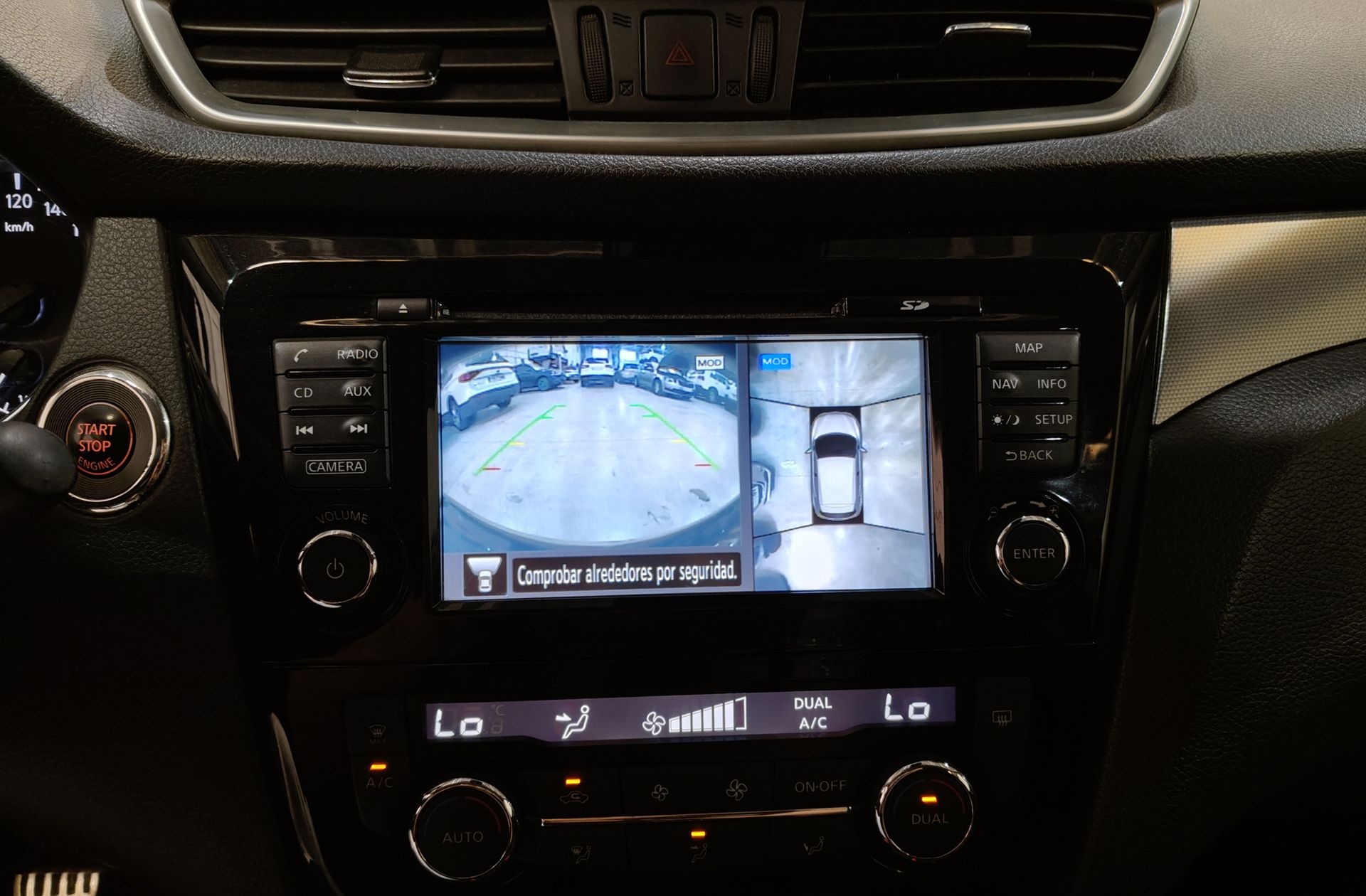 Nissan Qashqai DIG-T 115 N-Connecta 4x2 - foto 9