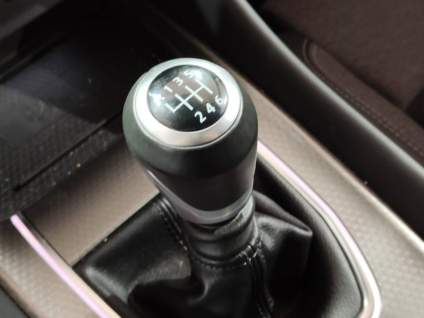 Foto Nissan QASHQAI Nissan Qashqai DIG-T 140 N-Connecta (140 CV)