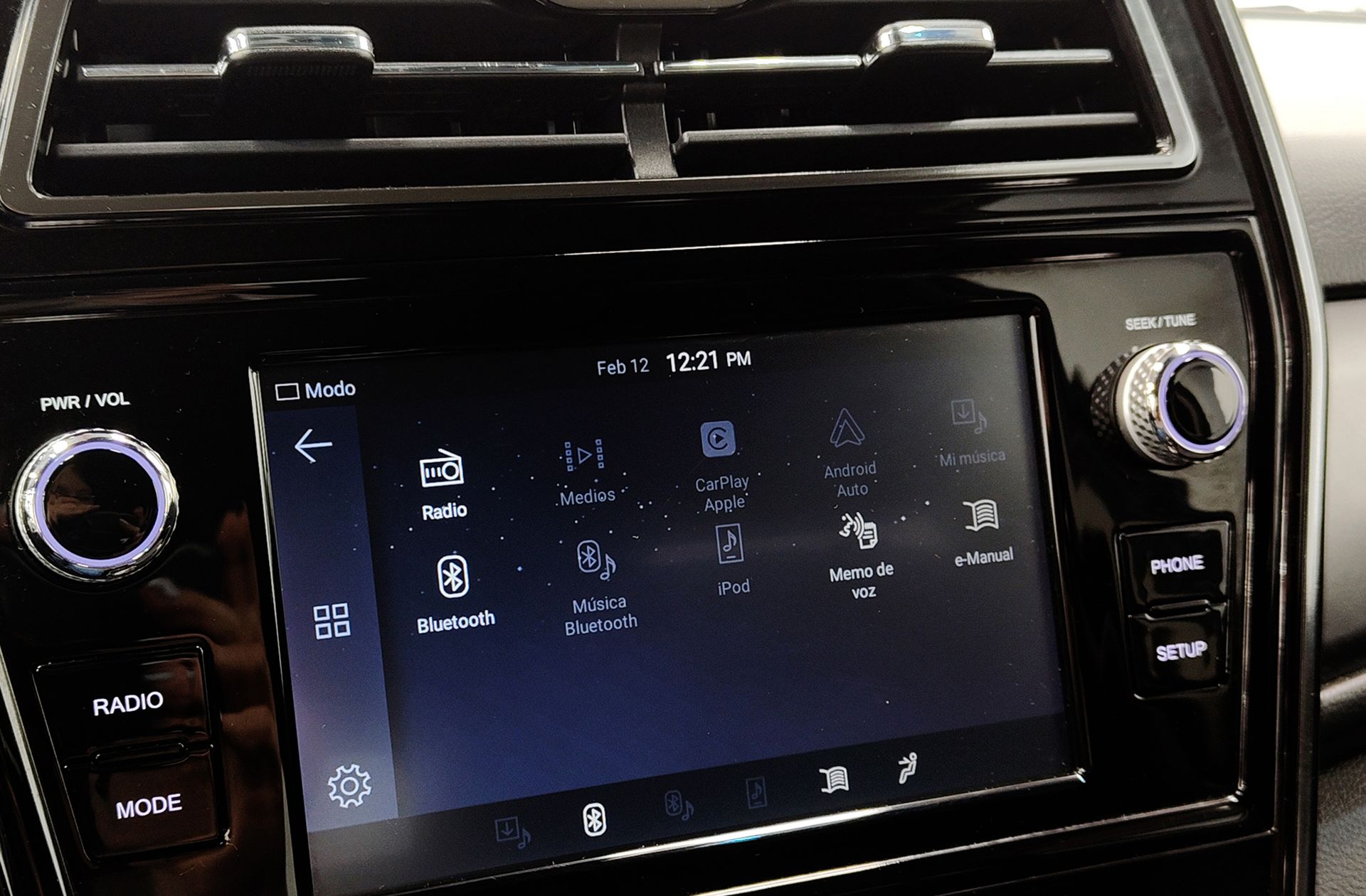 SsangYong Tivoli G12T Urban Plus - foto 7