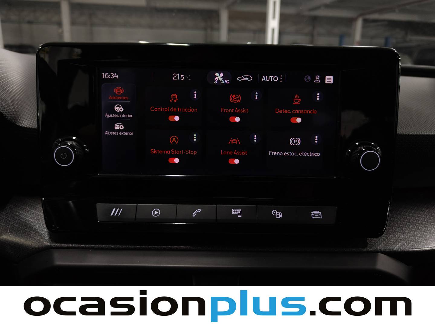 Equipamiento del Seat León Seat León 1.0 TSI S&S Reference Go (110 CV)