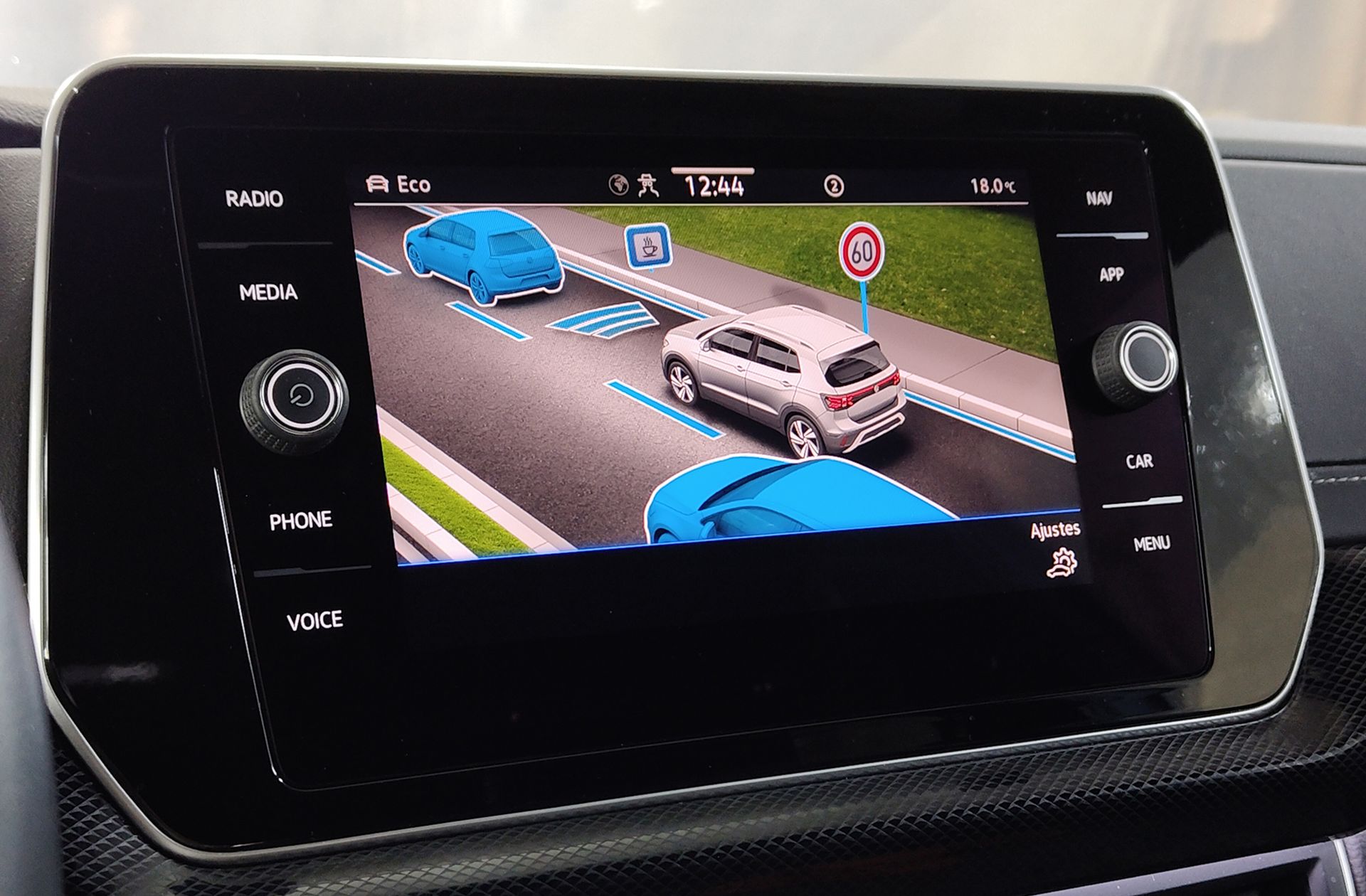 Volkswagen T-Cross R-Line 1.0 TSI DSG - foto 12