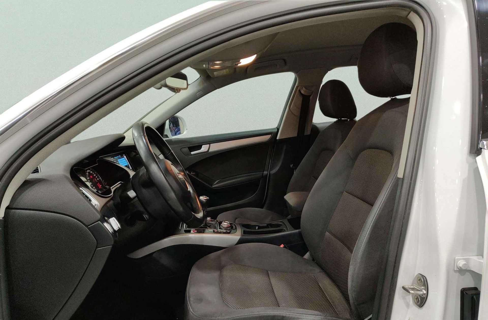 Audi A4 Allroad 2.0 TDI quattro - foto 11