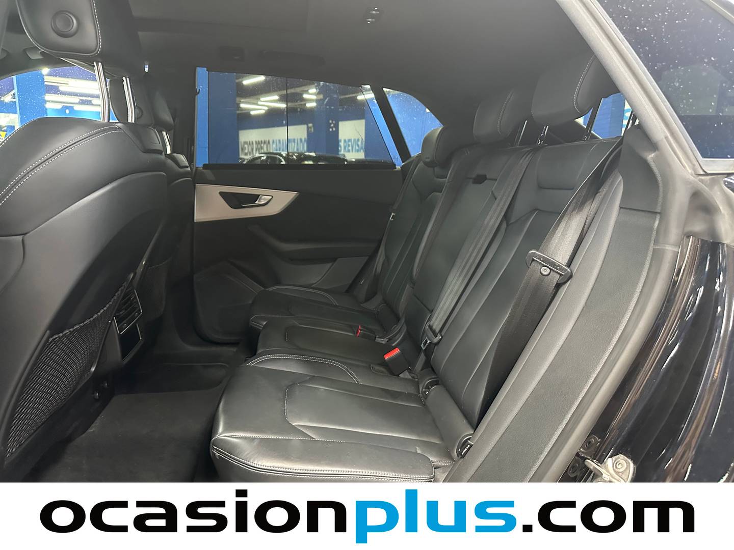 Foto asientos traseros Audi Q8 Audi Q8 Black line 55 TFSI quattro (340 CV) tiptronic