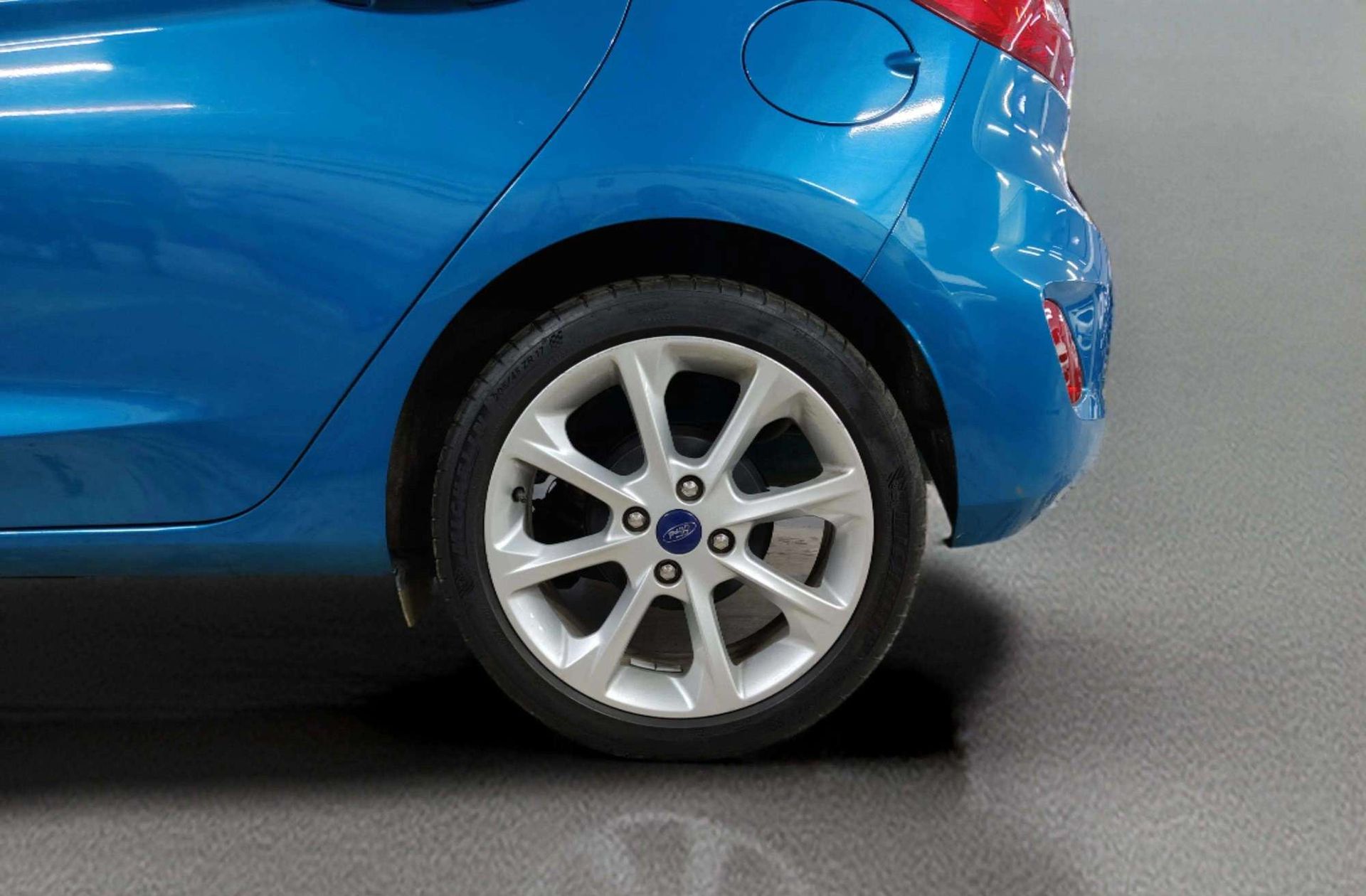 Ford Fiesta 1.0 EcoBoost Titanium - foto 38