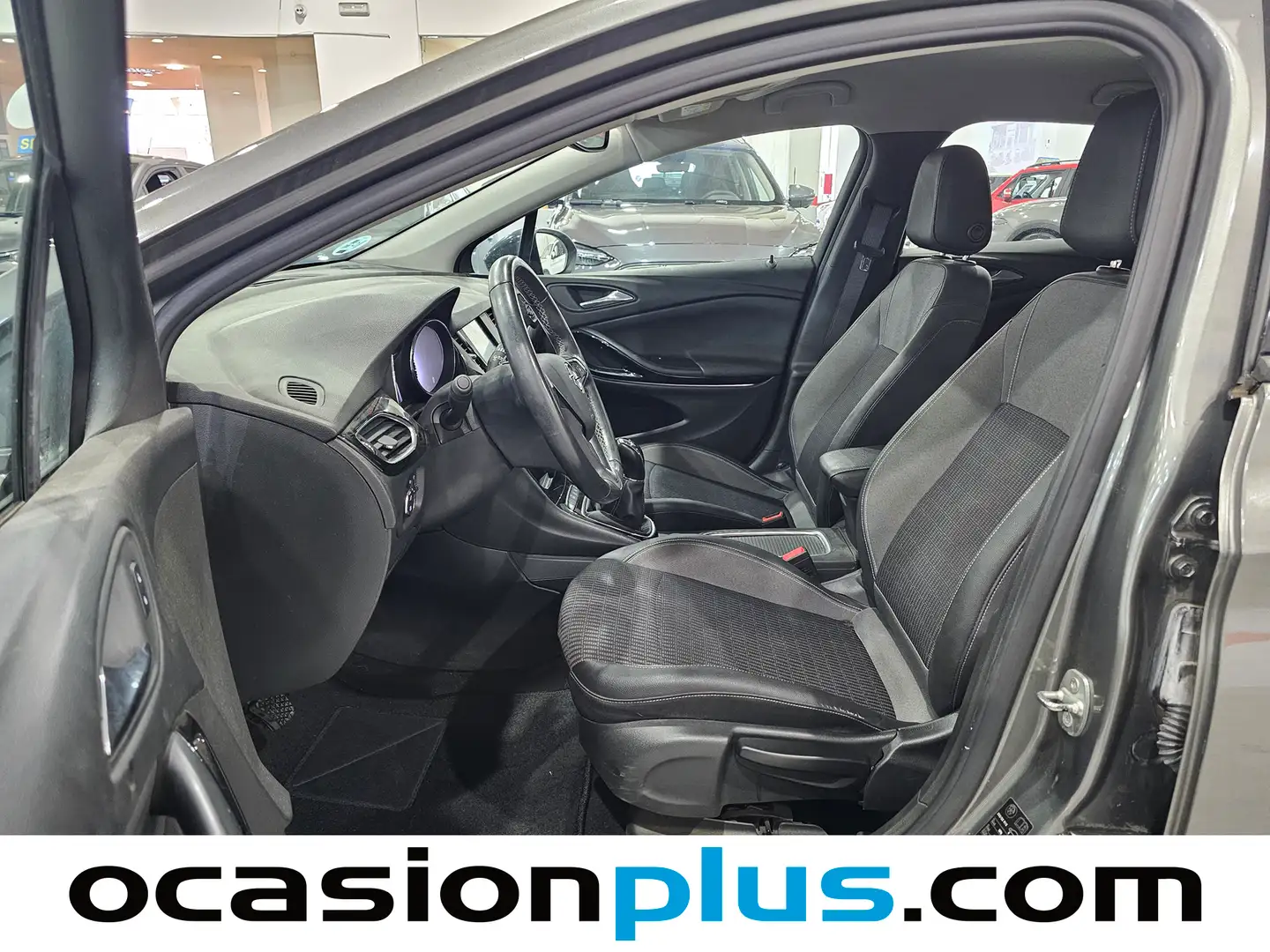 Foto Opel Astra Opel Astra 1.5D DVH Design & Tech (122 CV)