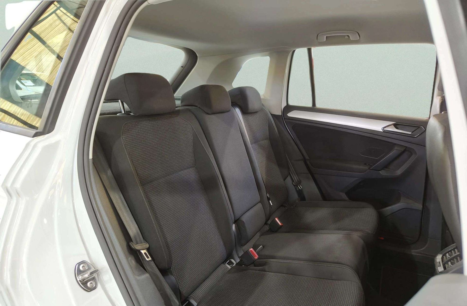 Volkswagen Tiguan Edition 1.4 TSI BMT - foto 17