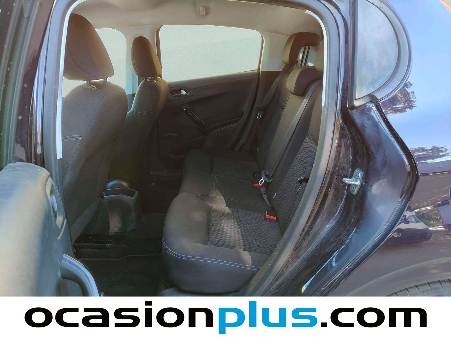 Foto asientos traseros Peugeot 208 Peugeot 208 PureTech 82 S&S Active (82 CV)