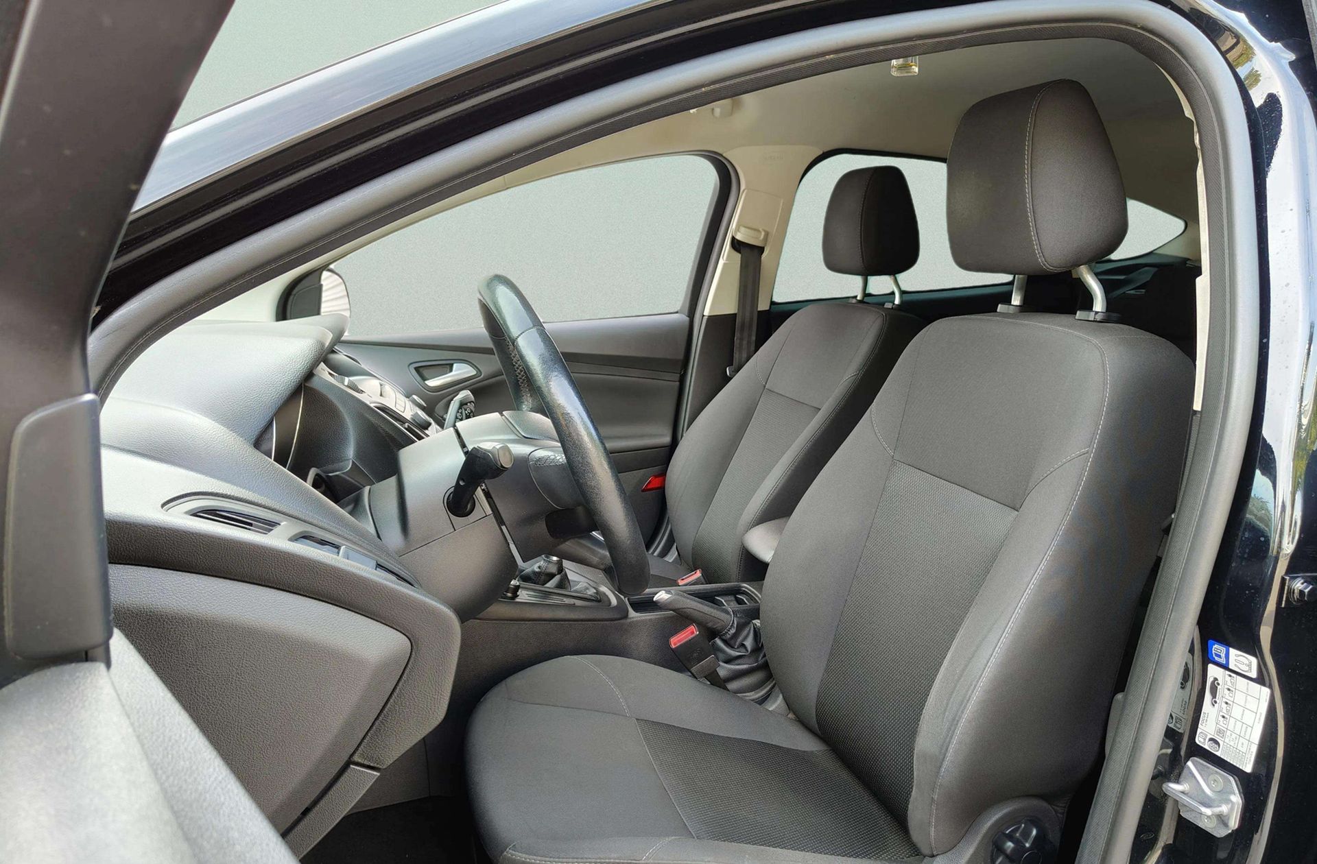 Ford Focus 1.5 TDCi Trend+ - foto 8