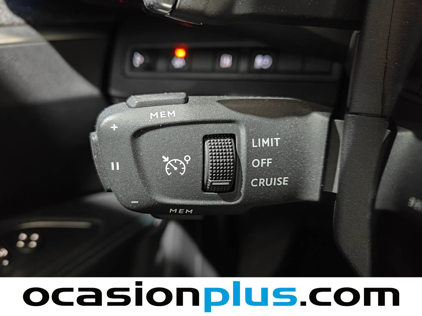 Foto Peugeot 3008 Hybrid Peugeot 3008 Hybrid 300 Allure Pack e-EAT8 (300 CV)