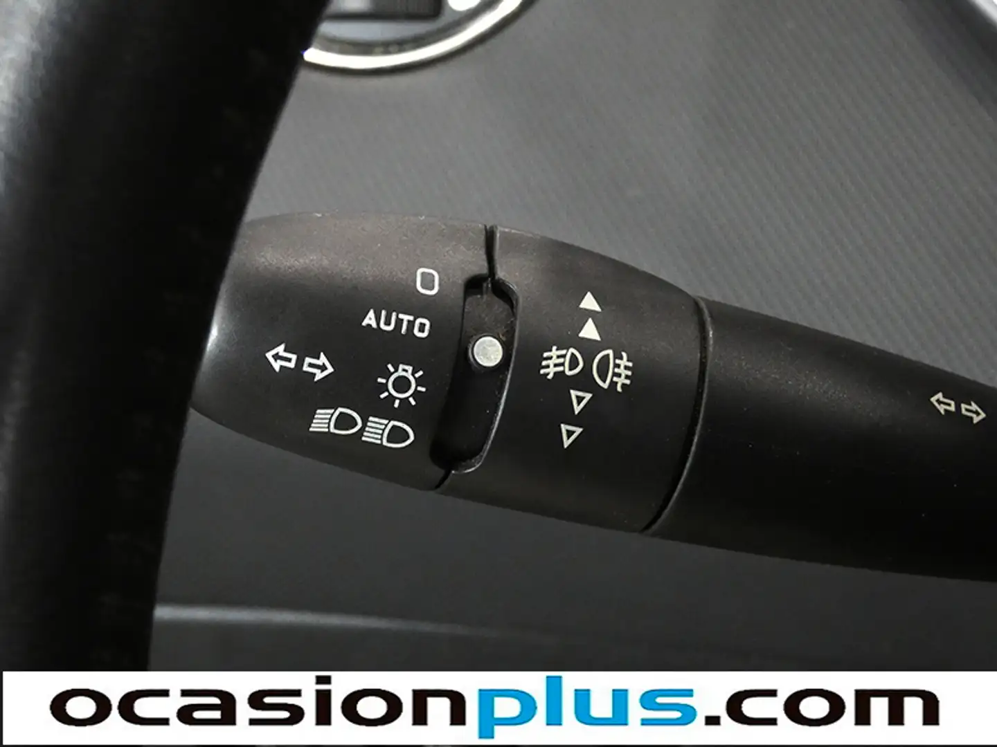 Encendido automático de faros