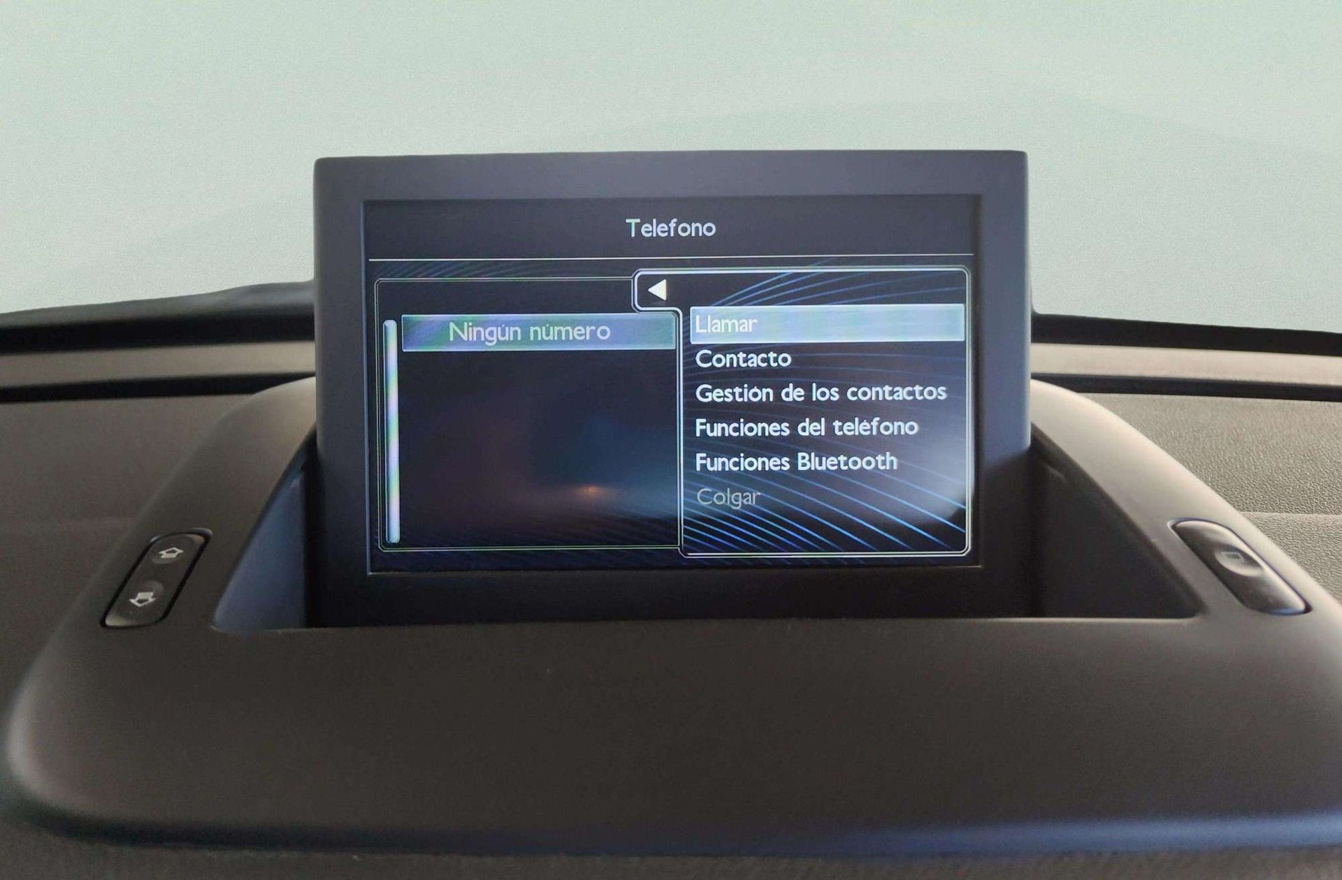 Peugeot 5008 2.0 BlueHDi Allure FAP 7 plazas - foto 32