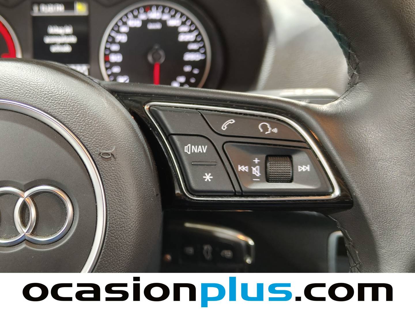 Foto Audi Q2 Audi Q2 Advanced 30 TDI  (116 CV)