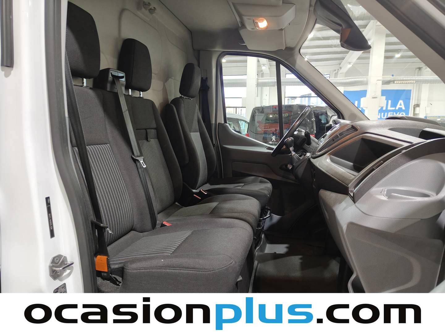 Foto asientos traseros Ford Transit Ford Transit Furgon 350 L3H2 Trend (170 CV)