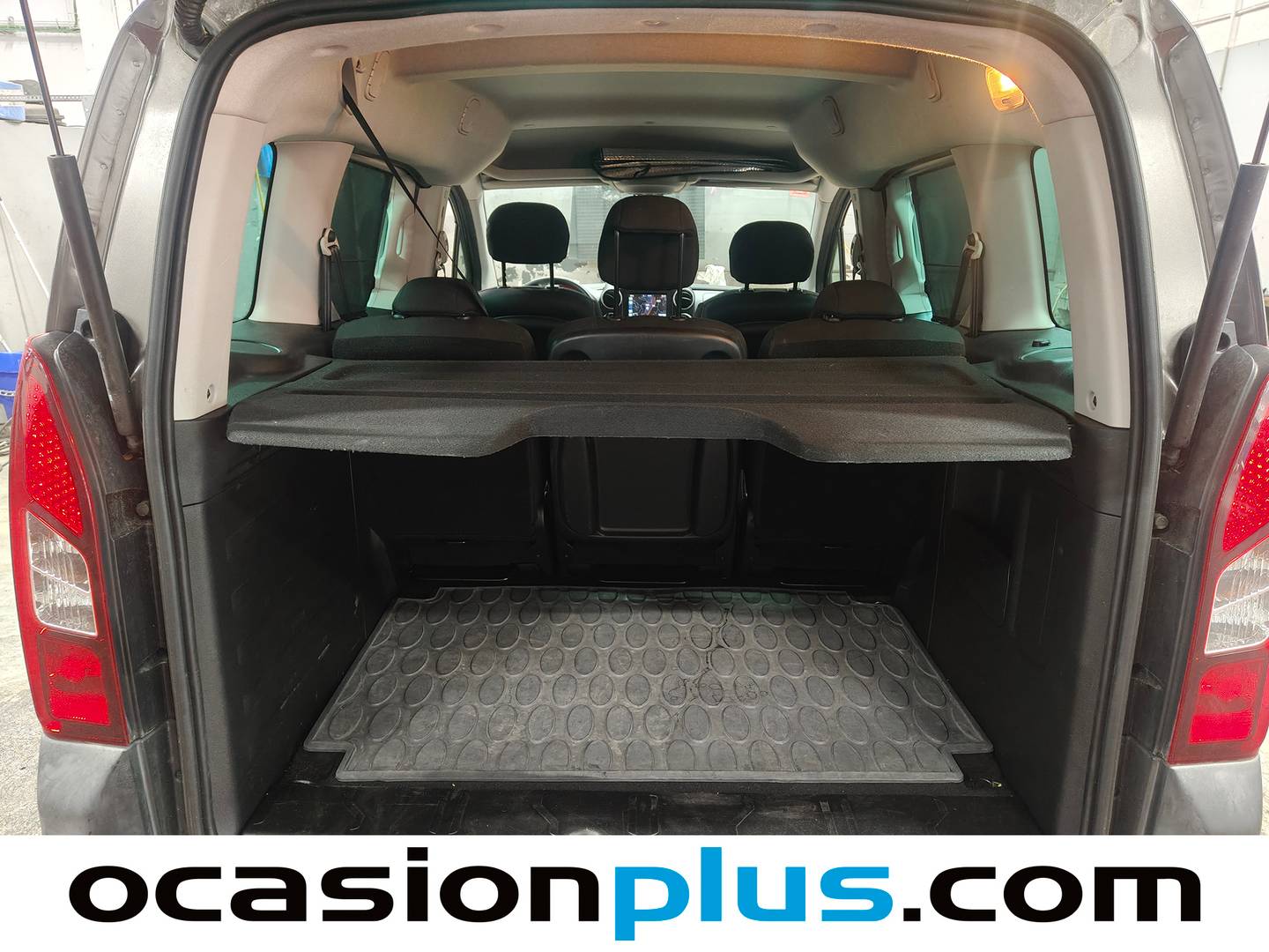 Fotos maletero Peugeot Partner Peugeot Partner Tepee Combi 1.2 PureTech Outdoor (110 CV)
