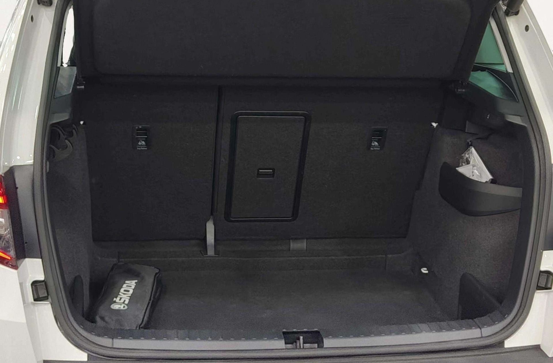 Škoda Karoq 1.5 TSI ACT Style DSG - foto 18