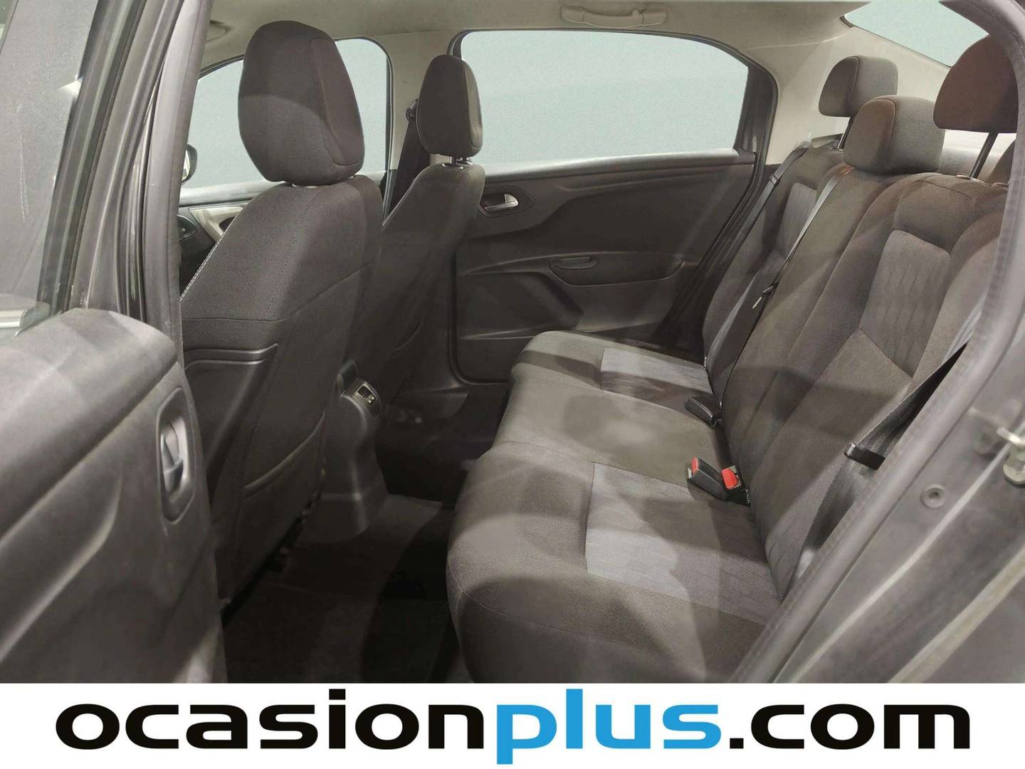 Foto asientos traseros Citroën C-Elysée Citroën C-Elysee BlueHDi 100 Shine (100 CV)